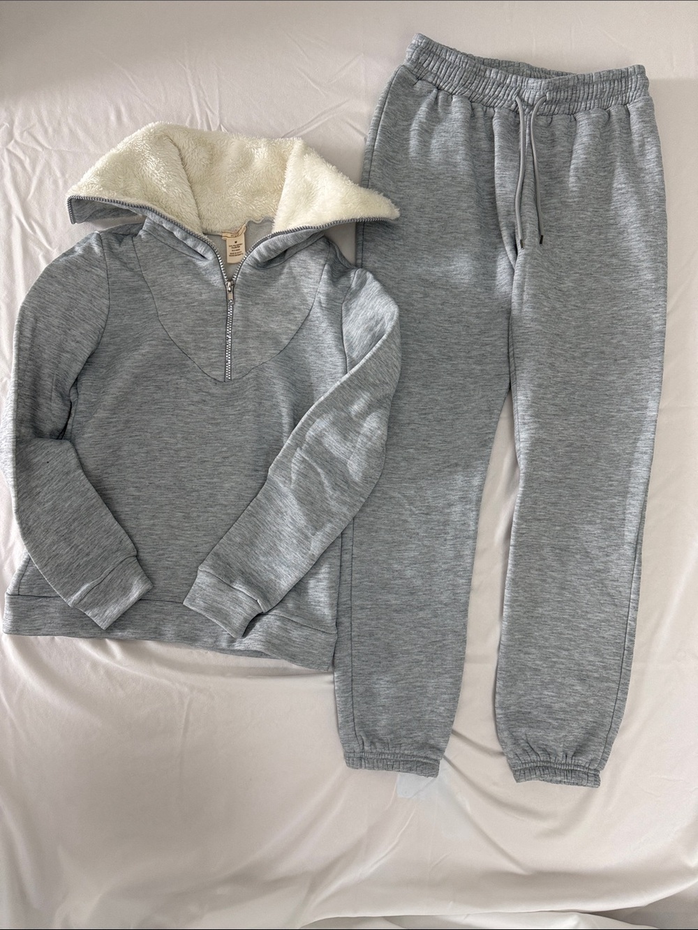 NYC Heather Gray Sherpa-Lined Zip‎ Jacket and Joggers Sz M
